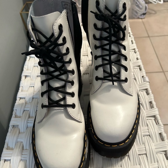 Doc martens white Jaydon size 7 - Picture 3 of 11